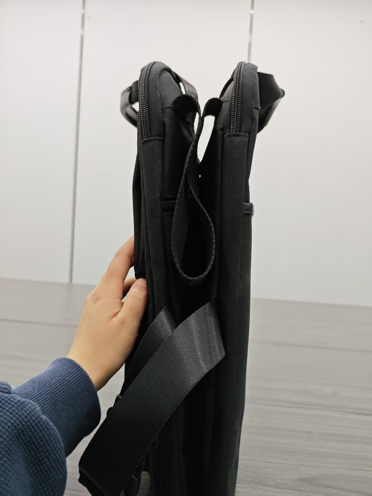 Outdoor portable luggage hanging bag storage bag, large capacity multifunctional storage bag, portable bag