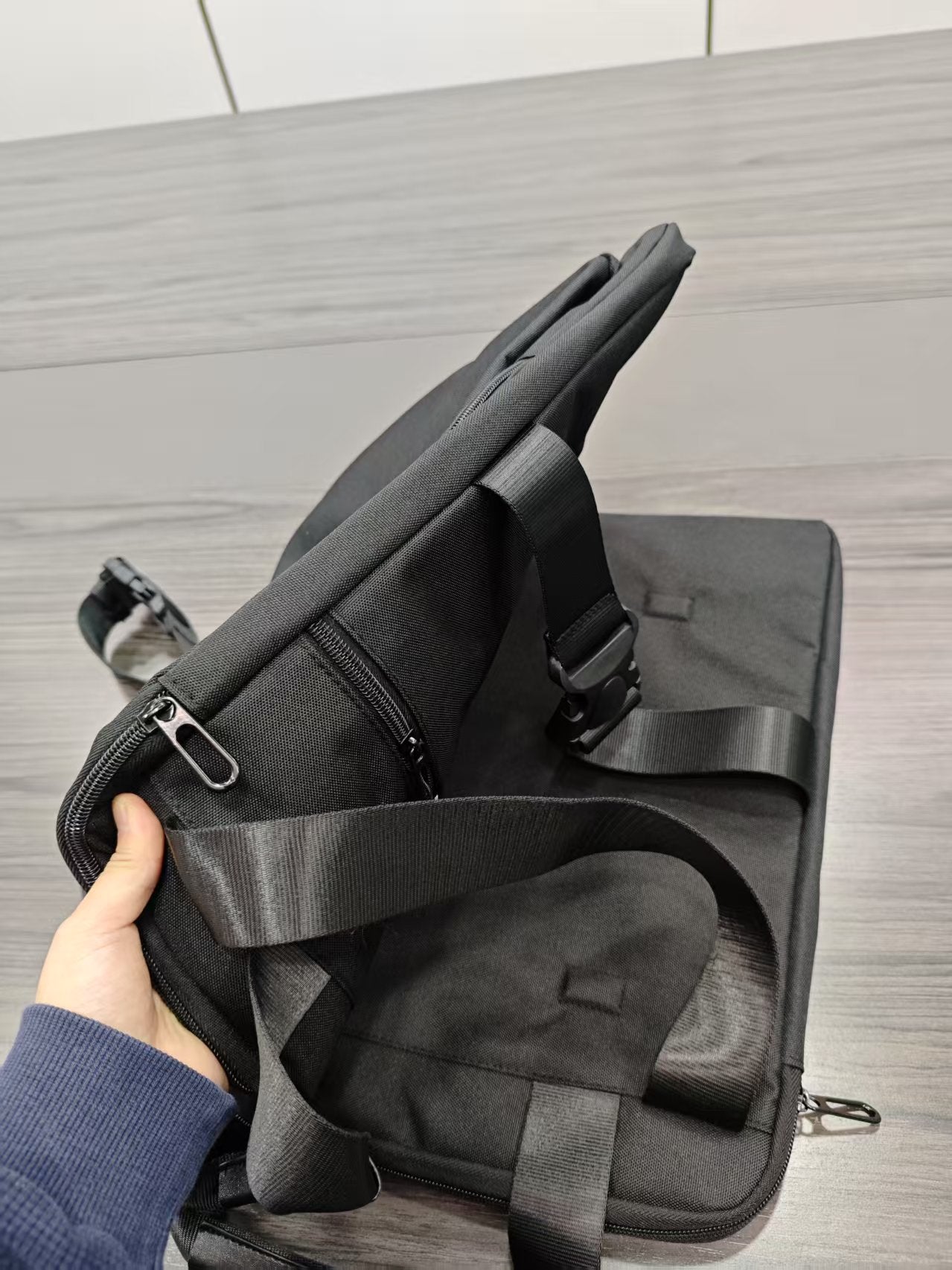 Outdoor portable luggage hanging bag storage bag, large capacity multifunctional storage bag, portable bag